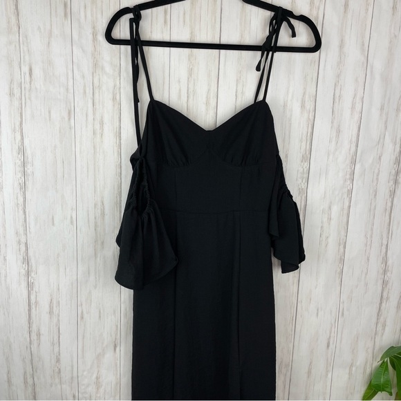 Urban Outfitters NWT little black dress with slit Small - Picture 6 of 14